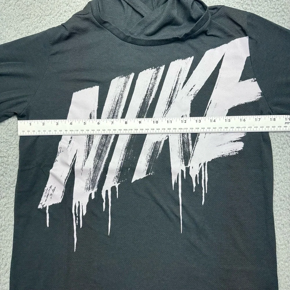 Nike CN5984-010 Youth XL Dri-Fit Breathe Kids' Hoodie L/S Graphic Pullover Shirt
